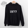 1977 Hoodie 47Th Birthday Gift Vintage Born In The 70S Sweatshirt usathleteshop 1 1